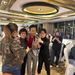 Jack Wu Instagram - Thanks for having me ....
新一年新景象
多謝邀請春茗嘉賓...

祝貴集團生意興隆 , 貨如輪轉 , 同事豐衣足食
#大家樂集團 #米線陣 #巷頭見
#是日完成收工返屋企食碗米線先

Costume : TailorPro
hair : @suecheung
makeup: @phoebeyung_makeupartisthk