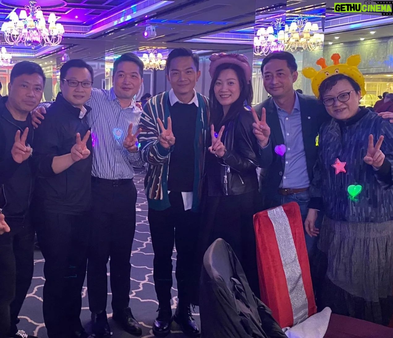 Jack Wu - 388 Likes - 又唱又跳又戴眼鏡又搞氣氛
對我嚟講冇問題
最緊要你哋滿意
多謝老闆支持
#一粥麵 #2023春茗
