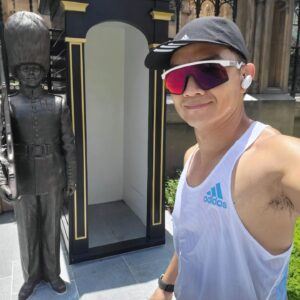 Jack Wu Instagram - 老友..跑唔跑步。。
#7km #hot #morning 
#sheratongrandmacao
@sheratongrandmacao @adidashk @oakley @polarhongkong