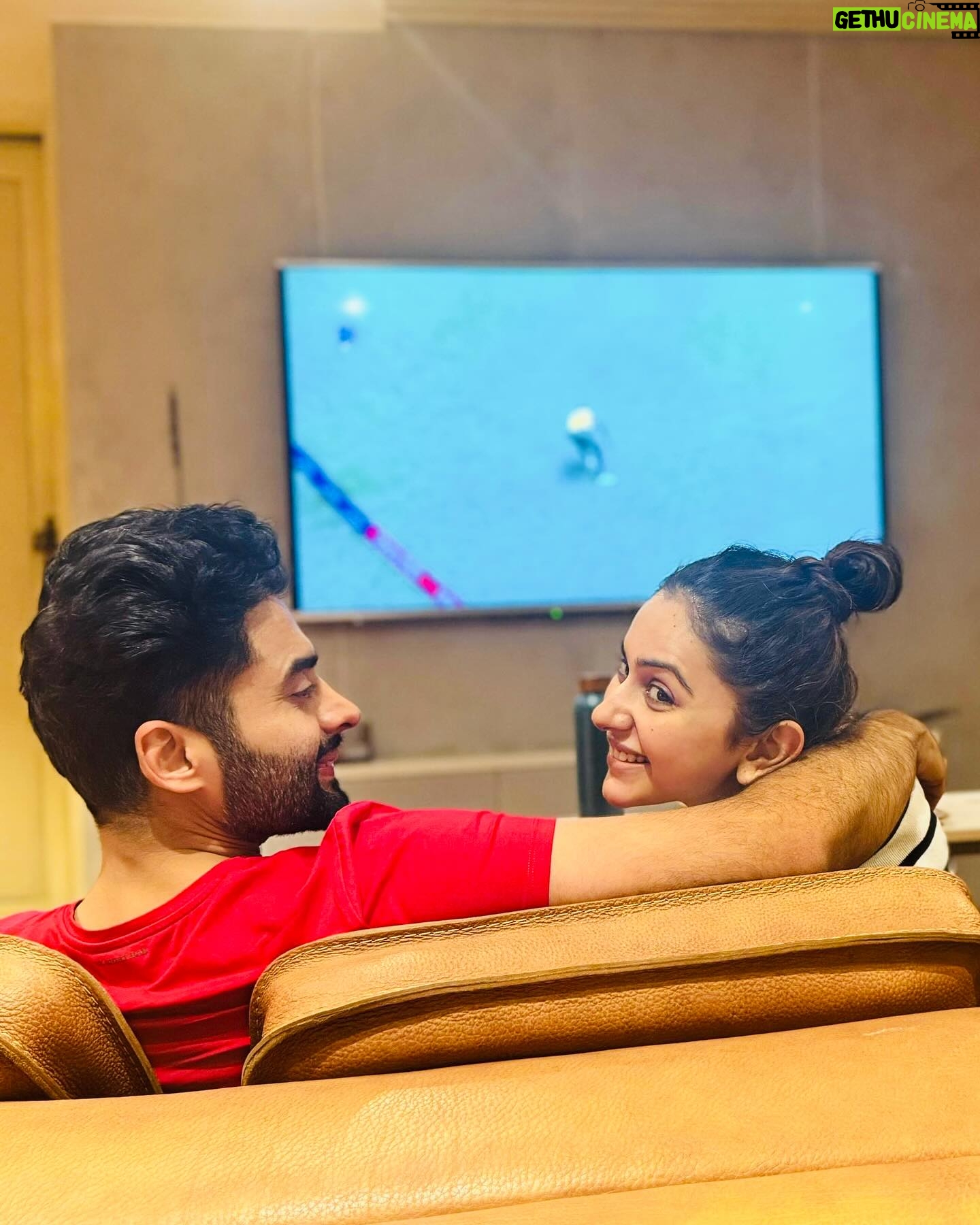 Jackky Bhagnani - 725K Likes - Perfect weekend !! More than perfect win !! What a spectacular game 👏👏👏 indiaaaaa indiaaaa !! Well done team !! Champions #t20worldcup