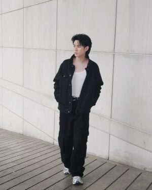 Jackrin Kungwankiatichai Instagram - 🖤