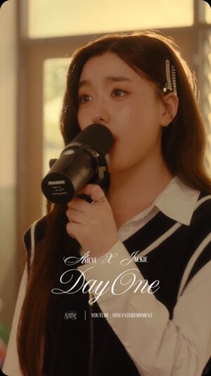 Jackrin Kungwankiatichai Instagram - “อยากให้เธอนึกถึง Day one กว่าที่เราจะได้รักกัน“ ⏳ 

#แจ๊คกี้อ๊ะอาย_DayOne ดูเต็ม ๆ ได้แล้วทาง YouTube: OTH Entertainment 
📝 https://youtu.be/6FfxFGZVmQc

#JACKIExAHEYE #ONTHEVOX
#JackieJackrin #Aheye4EVE 
#OTH_Ent #OnTheHorizon