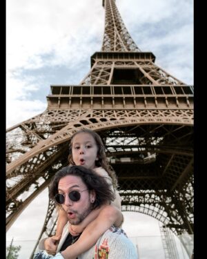 Jackson Rathbone Instagram - Traveling is expensive.  Photoshop isn’t.  Your kids won’t really remember it anyway.  #traveladvice #travel #protip
