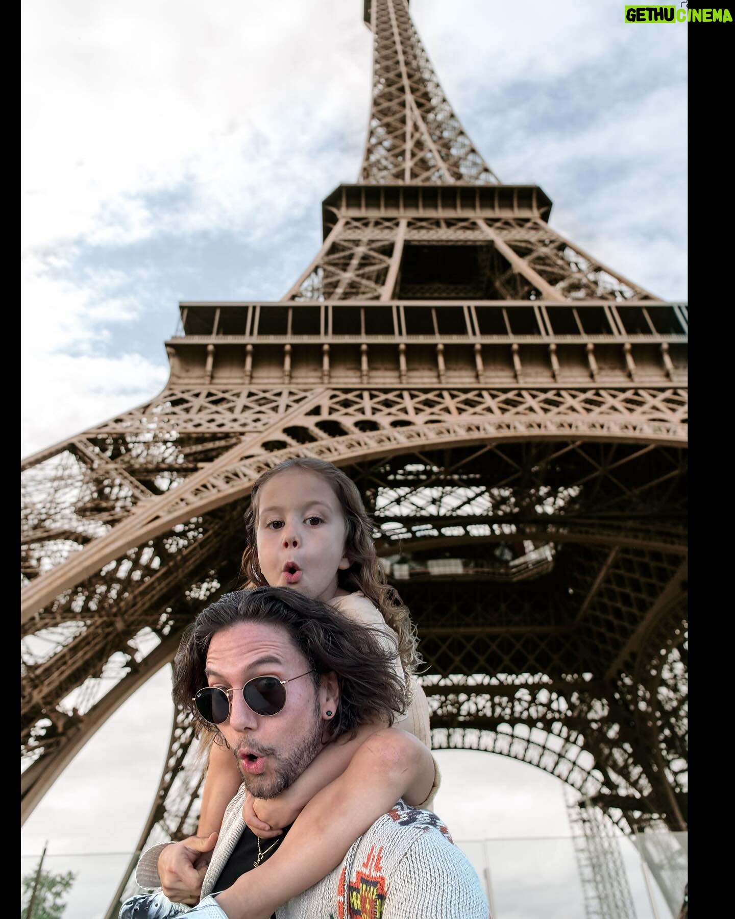 Jackson Rathbone - 27.8K Likes - Traveling is expensive. Photoshop isn’t. Your kids won’t really remember it anyway. #traveladvice #travel #protip