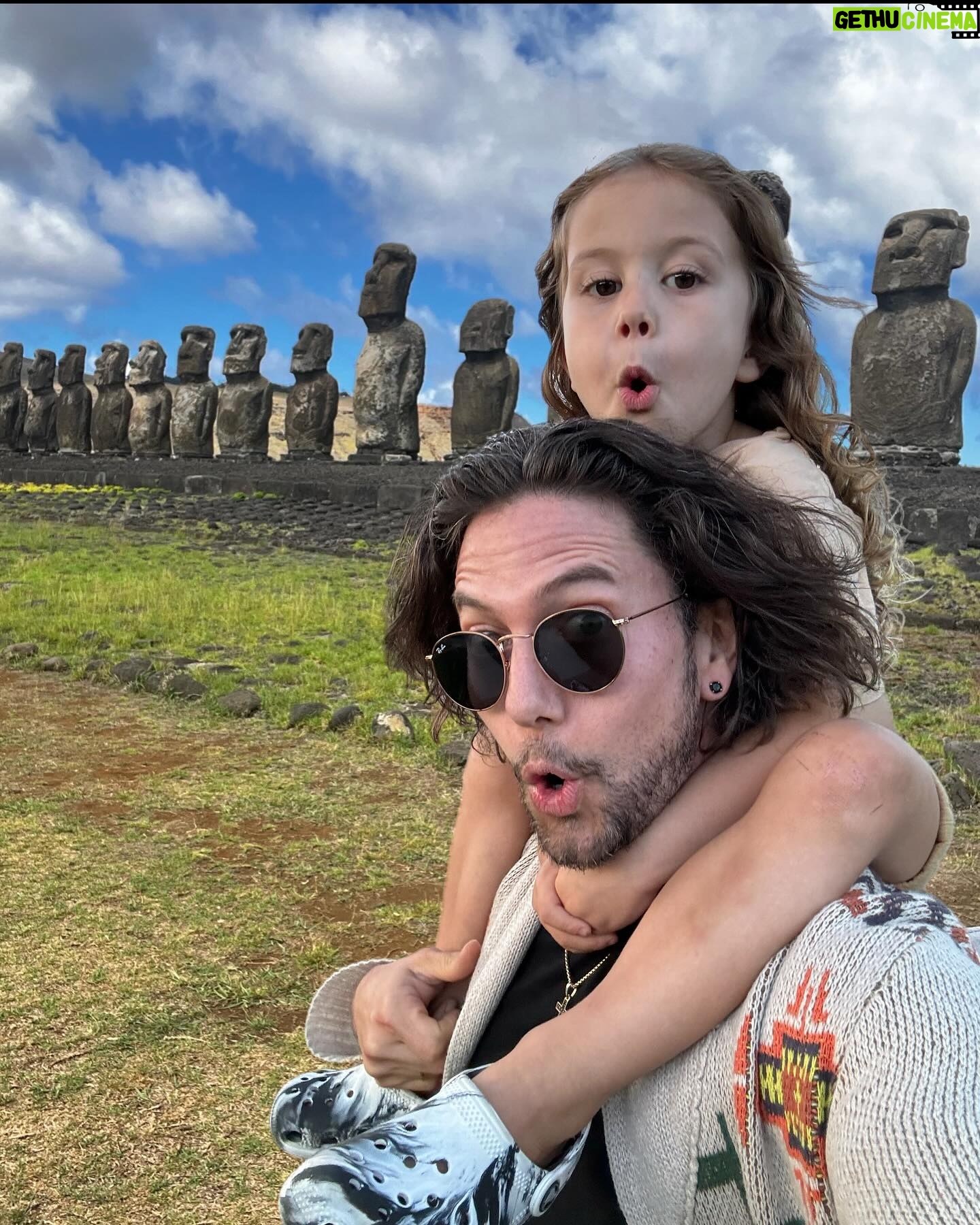 Jackson Rathbone - 27.8K Likes - Traveling is expensive. Photoshop isn’t. Your kids won’t really remember it anyway. #traveladvice #travel #protip