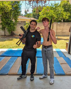 Jacob Moran Instagram - ‼️⚠️ FAKE WEAPONS USED FOR STUNTS ⚠️‼️
.
Some cool things coming soon with the man @danielocicero 👊
.
.NO ONE WAS HARMED IN THE PROCESS 😉
.
. #stunt #stunttrianing #pointdume #fakeweapons #fakeguns