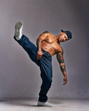 Jae Fusz Instagram - Hump day High kicks
Model - @jaefusz