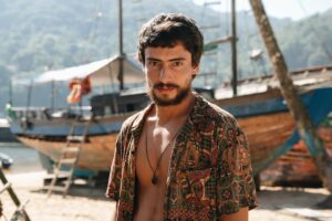 Jaffar Bambirra Instagram - o que to querendo ver isso pronto é brincadeira
Iberê, Tia Moema e Rudá, chegando na próximas das 21h, da @tvglobo , “Mania de Você”! 💥