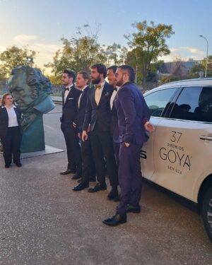 Jaime Olías Instagram - Vaya noche!

Sólo puedo dar las gracias por todo el apoyo y los mensajes recibidos ayer. Ha sido un viaje fantástico. Estar nominado ha sido un sueño hecho realidad.

Gracias @emporioarmani por vestirme.
Gracias @rafapontessss @ruth_franco_talent.
@academiadecine @monoconpistolas

GRACIAS