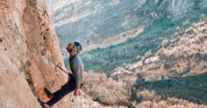 Jaime Olías Instagram - Breathe! 🦎

#rockclimb #climb #escalada #patones @romo_mb @alaretio