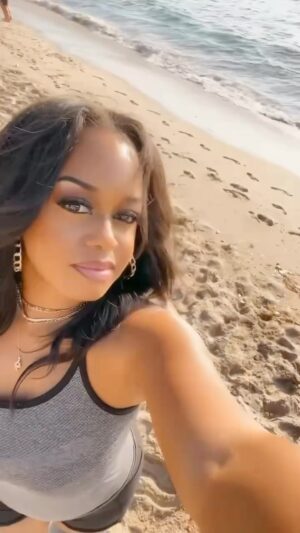 Jaimee Foxworth Instagram - 🐚