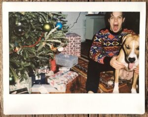 Jake Lacy Instagram - Merry Christmas!!!
🎅🏼🤶🏼🐕🎄