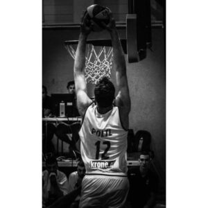 Jakob Pöltl Instagram - Are you ready? #Year2