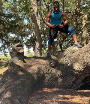 Jamar Shipman Instagram - Saw this cool looking tree during my bike ride and thought to myself... what would savage do? Sorry I did it!