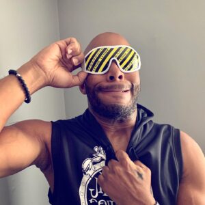 Jamar Shipman Instagram - Got 3 new pairs of shades!😎Thank you to @creation_by_designs! Plus a cool new hoodie sweat shirt. I’m ready to take on the world!!!🌎Oh yeah!!!☝🏾💪🏾⭐️