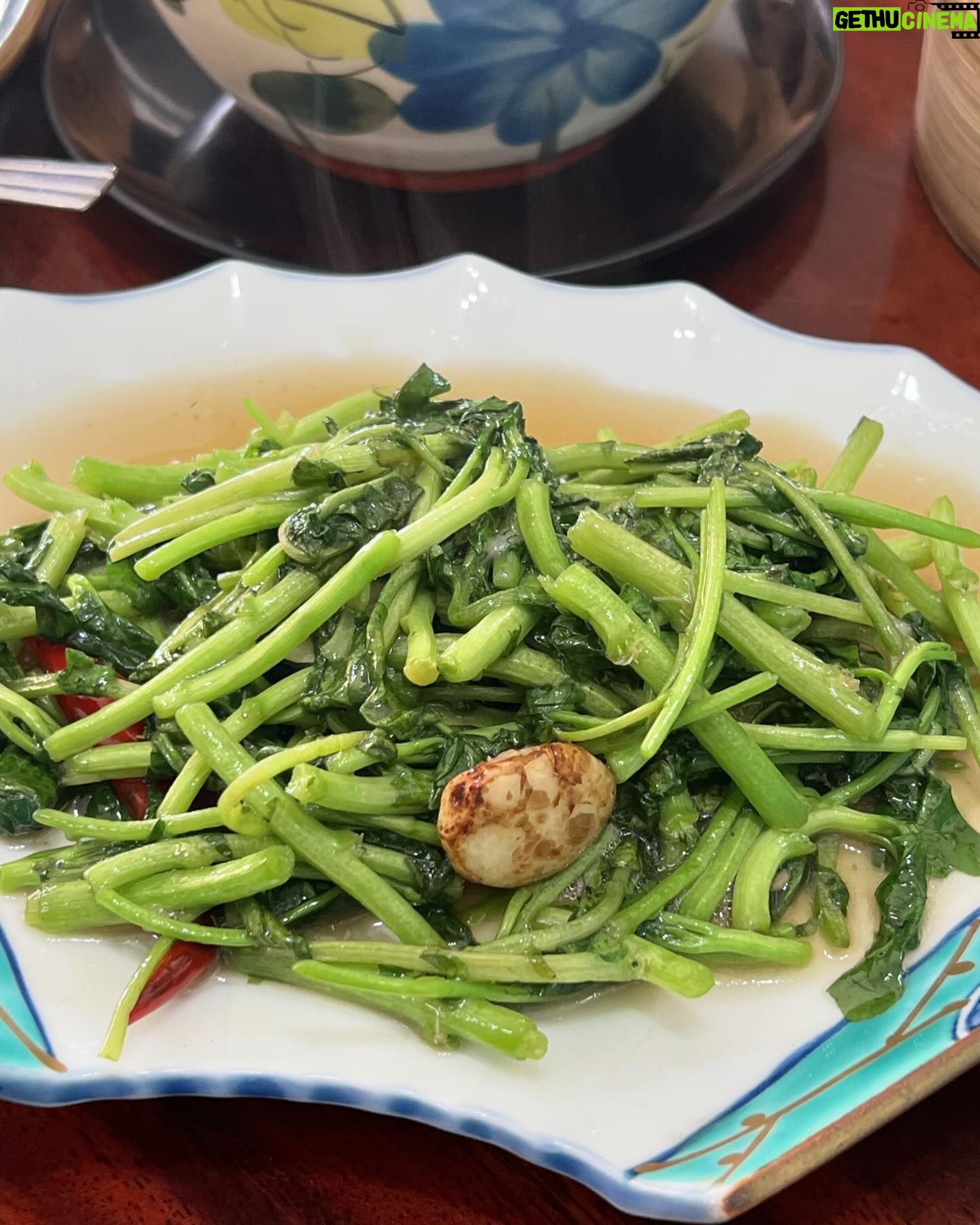 James Ma - 34.4K Likes - 🥟 🍲 ร้านนี้อร่อยครับ Ho Sek 😬
FB : ร้านอาหาร มงก๊ก ภูเก็ต
https://www.facebook.com/profile.php?id=61553238134747&mibextid=ZbWKwL
Tiktok : @mongkokphuket