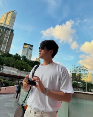 James Ma Instagram - เส่กฝ่าน