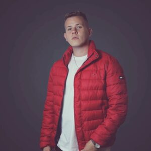 Jamie Birrell Instagram - Felt delete, might cute later