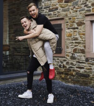 Jamie Birrell Instagram - LUV U! @jonaswuttke