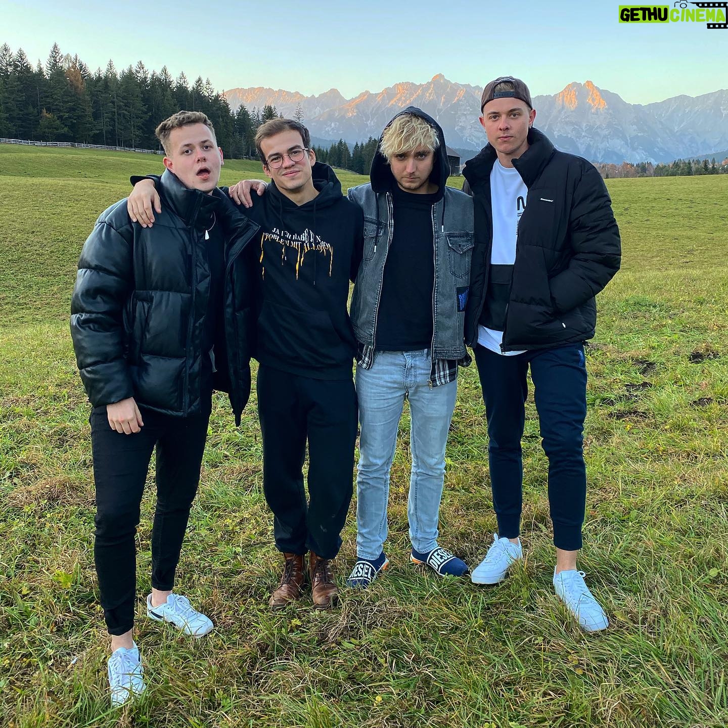Jamie Birrell - 6.7K Likes - Wir sind die hotten Alpenboys