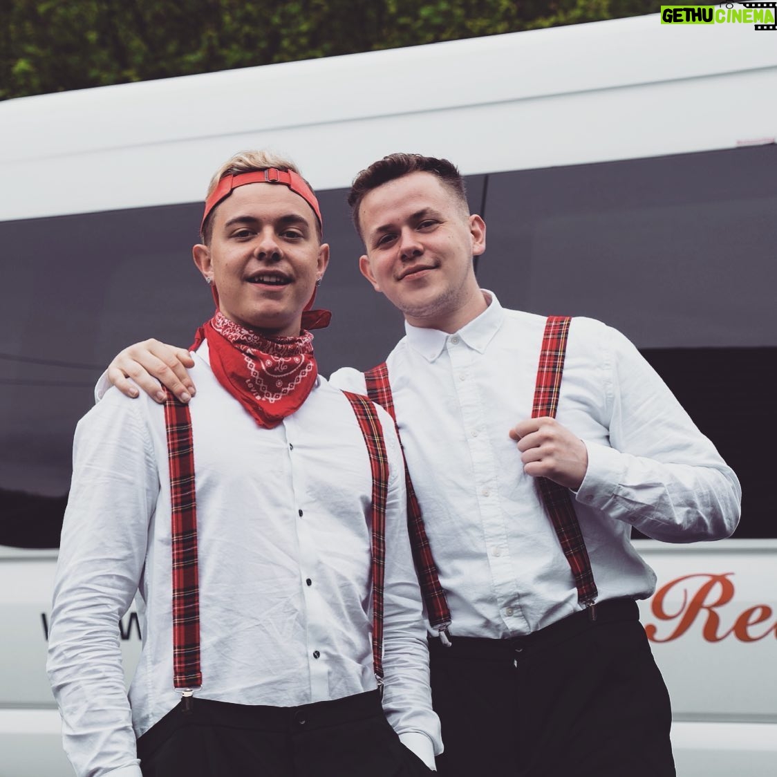 Jamie Birrell - 5.9K Likes - Heute geht Staffel 7 von Krass Klassenfahrt los! Die ist echt sehr krass geworden, ich hoffe ihr habt ganz viel Spaß beim Schauen 🥰❤️ Ihr könnt sie kostenlos um 16 Uhr auf dem YouTube Kanal „Krass Klassenfahrt“ und auf @joyn.de schauen 😍