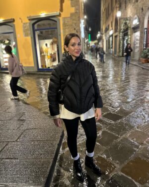 Jamie Lee Instagram - Went to Florence to honor my dad’s wishes of having his ashes sprinkled in the Arno river and bumped into some game-changing wine, coffee and fresh food along the way… (one could argue too fresh pls see concerning last slide). Ashes plus Italy!!? A real Lotus seez 1 & 2 mash-up!! Best trip I’ve ever taken. I know it’s bed bath and beyond basic to be like, “Italy? The food there? Can you even?” But I cannot and frankly will not even. 💗 #HolidayDump