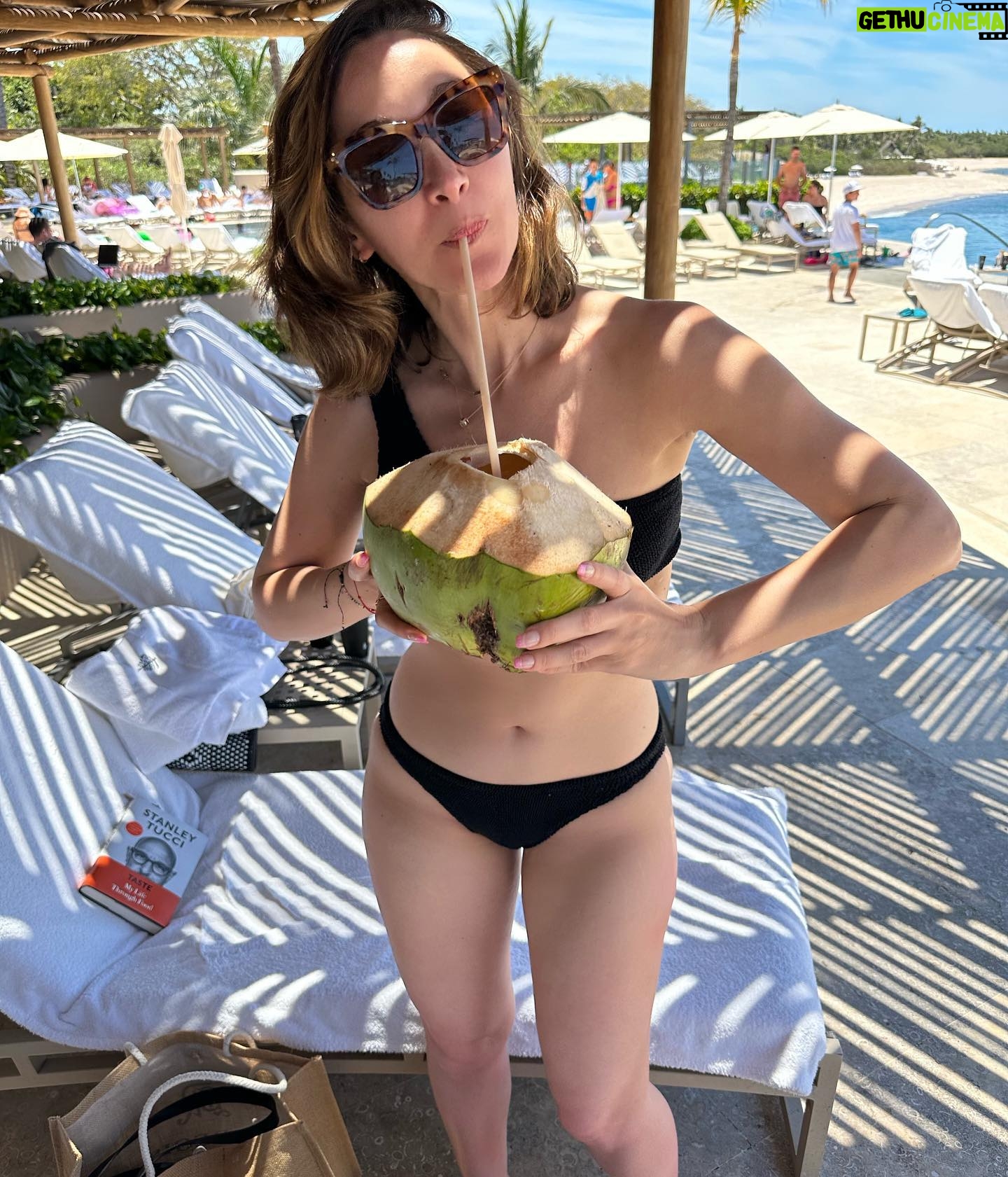 Jamie Lee - 3.2K Likes - Thank you for all the nice messages about this week’s episode of #TedLasso! When I’m not drinking out of a coconut, being aggressively present and one with the sun, I’m on my phone! Reading stuff, checking stuff. This is vacation. #Believe