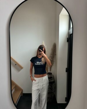 Jamie-Lee Six Instagram - the mirror pics 🌻