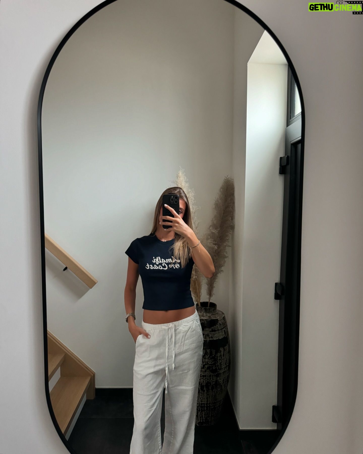Jamie-Lee Six - 9K Likes - the mirror pics π»