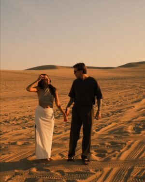 Jamie Watt Instagram - Capturing our first moment together in the desert🤎🐪