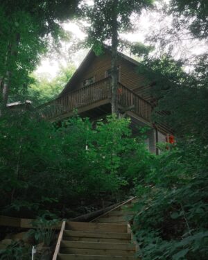 Jamie Watt Instagram - En mode chalet 🌲🌲