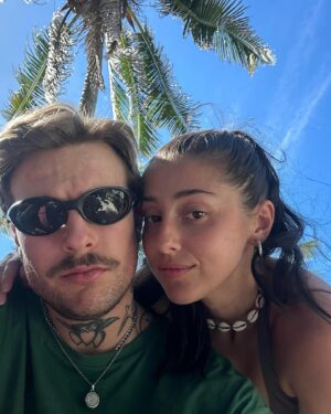 Jamie Watt Instagram - Island dump 🌴