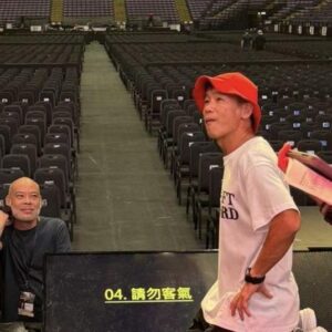 Jan Lam Hoi-Fung Instagram - 最後多謝監製康家俊，導演阿輝，台燈音製作部，送花果籃嚟嘅，專登塞入嚟支持又塞出去嘅ARTISTS朋友當然仲有眾多苑友等等。OK，睇留言話期待咩35周年紅館又乜乜再Battle。咁啦，第一，場係一個問題。第二，能夠參予一場咁有意義嘅拉闊，不多不少，有乜好得過剛剛好。第三，一次已經好滿足。

#商台65周年生日快樂