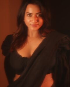 Actress Janani Ashok Kumar HD Instagram Photos and Wallpapers August 2024