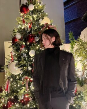 Jang Do-yun Instagram - 2023년도 얼마 안남았구나.
남은시간동안 무사히 잘 보내자구요🙏🏻
12월 화이팅