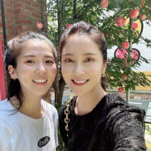 Jang Ga-hyun Instagram - #onbrix  @onbrix_  성수팝업