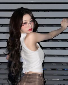 Actress Jang Won-young HD Instagram Photos and Wallpapers August 2024