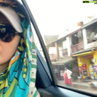 Janis Chan - 2K Likes - 呢站黎到非洲 - 馬達加斯加🇲🇬
第一次黎,呢度小朋友教我講咗句 「sala」
好似係「hello」咁解 😀
#無窮之路4
#用兩個月拍七個國家
#第六國
#非洲
#馬達加斯加
#madagascar