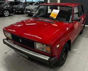 Janne Kataja Instagram - Onko tuttu auto? Kohta on ;)
Tällä legendaarisella menopelillä Kyllä Isä Osaa - perhe huristelee leffateattereissa kautta maan 28.3.2024 alkaen!
Auto tulee näytille @ideapark.lempaala keskusaukiolle, mutta ennen sitä renkaita voi käydä potkimassa @saka.fi Ideaparkin myymälässä.