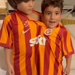 Jardel Instagram - Çocuklarımız da Galatasaray’ı seviyor!❤️💛