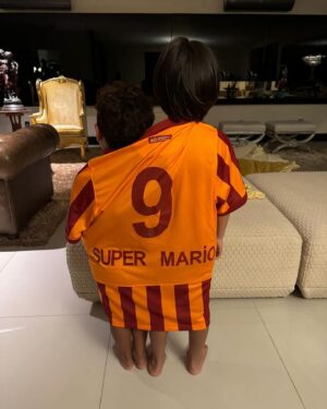 Jardel Instagram - Çocuklarımız da Galatasaray’ı seviyor!❤️💛