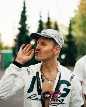 Jare Brand Instagram - Tutto bene! Tänää Mikachianon kaa altaalla! 🏁🏁🏁