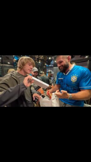 Jared Gordon Instagram - Paddy loves my biscuits 🤣 Tasting England’s best 🍪’s ⚡️ @theufcbaddy 
.
.
.
#UFC #MMA #UFC304
