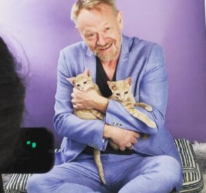 Jared Harris Instagram - We made some new friends today! Thank you to @catconworldwide for helping @allegrariggio arrange our fun shoot (she took all these candid pics), @oh.em.gen & @foundanimals for the support, @shaelacook for being our amazing photographer! All our kitten models are available for adoption at @adoptnshop, 4235 Sepulveda Blvd, Culver City, CA 90230 #TeamHarris #CatConWorldwide #AdoptDontShop