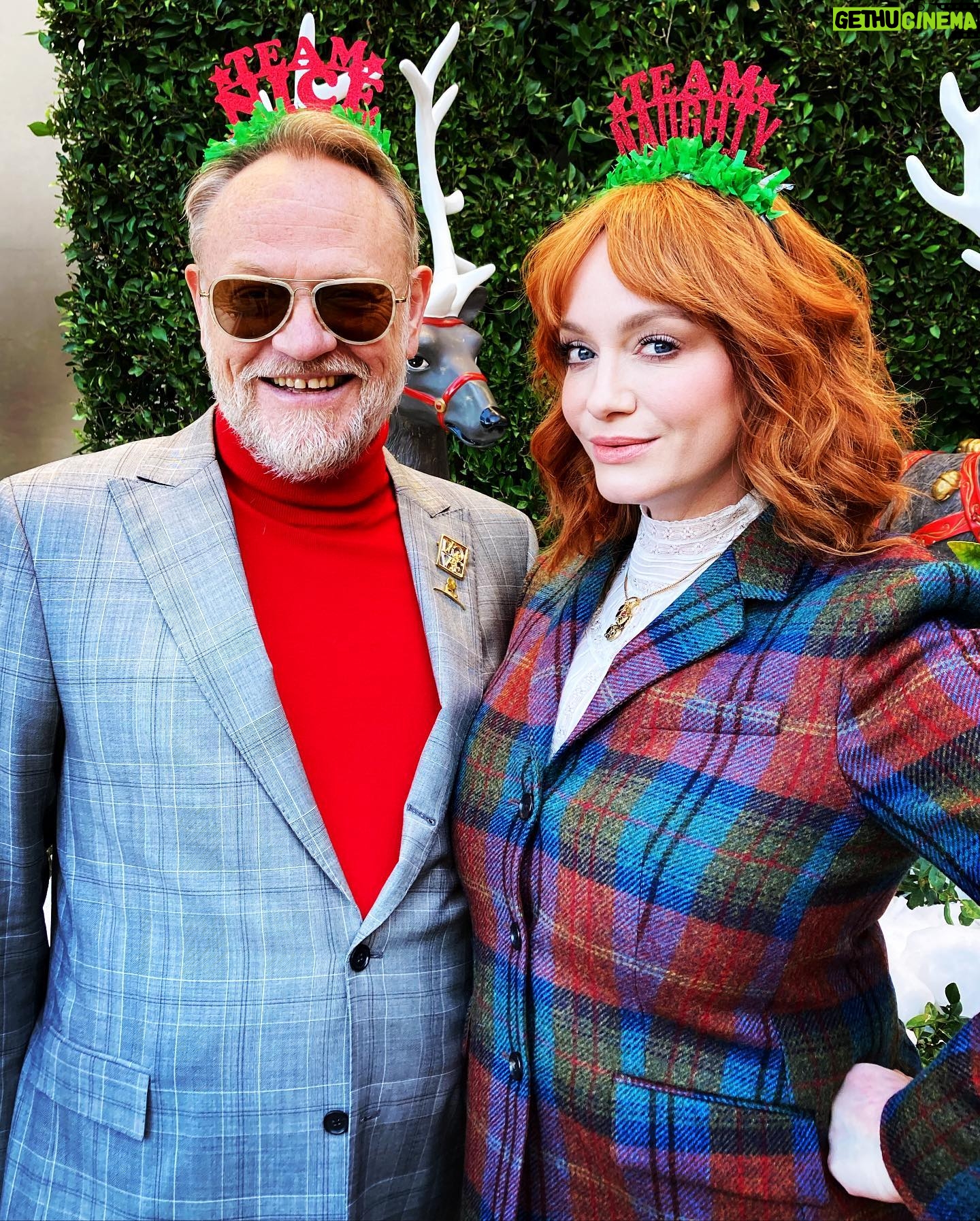 Jared Harris - 3.2K Likes - Great capture by @tommaso_boddi_entertainment for @gettyentertainment at the @brooksbrothers holiday party! In this moment of hilarity, we saw our friend @actuallychristinahendricks in person (behind the photographer) since “the Before Times” and you can see how excited we were to not only be out, but see friendly faces.
Sincerest thanks & gratitude to @realarthurwayne @fisherpence & @stjude for having us. It was our first event in a very long time, and we thoroughly enjoyed ourselves…as you can see. 🥳
Thank you so much to @brooksbrothers for my festive attire. (and @rebeccahalpern for our tiaras🎄🤣) Dare I say, it beginning to feel a lot like Christmas!
#TeamHarris
#BrooksBrothers
#HolidayParty