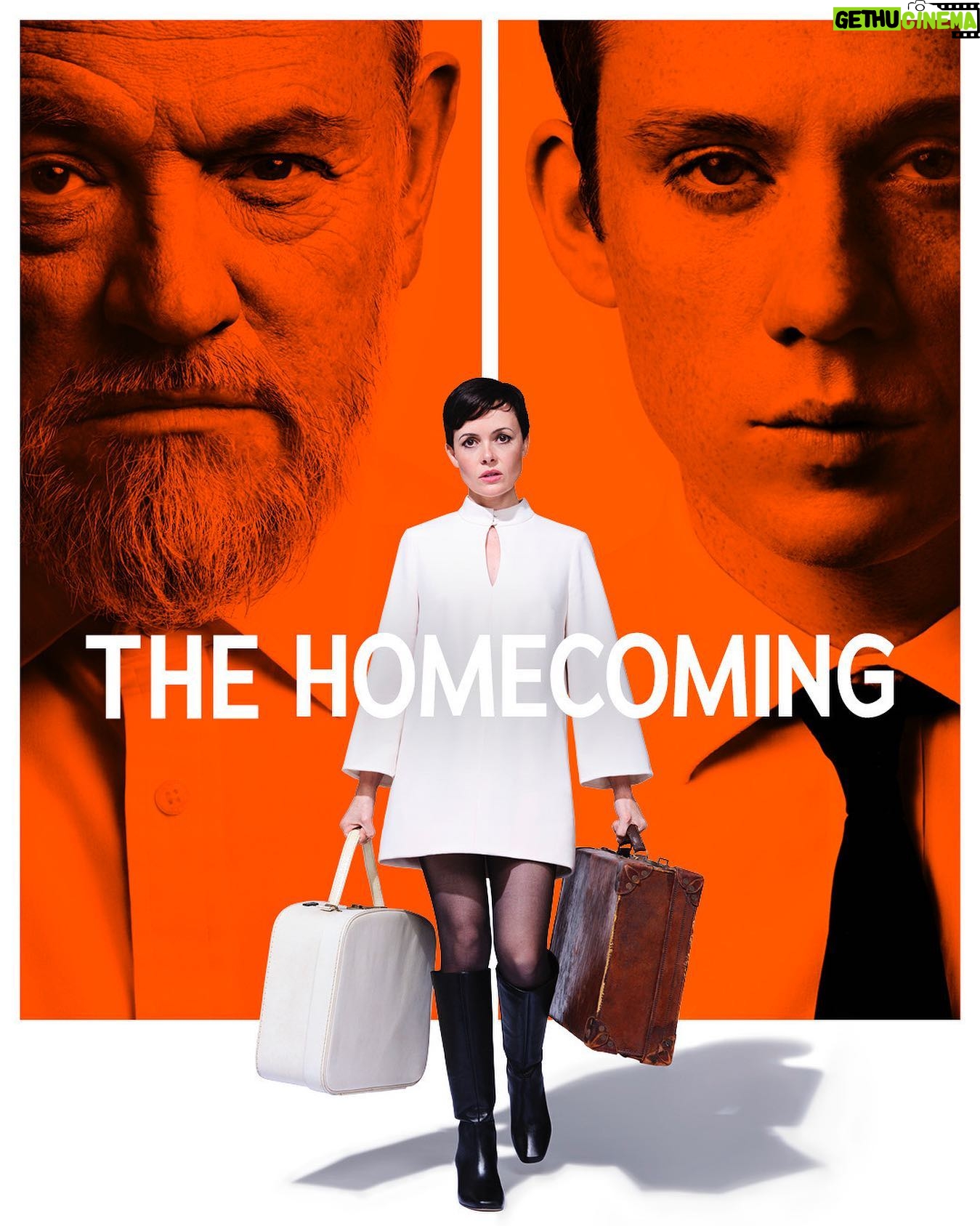 Jared Harris - 11.3K Likes - here’s your first look at the poster for The Homecoming, feat. Jared Harris (Chernobyl, Mad Men), Joe Cole (Peaky Blinders, Gangs of London) and Lisa Diveney (Call the Midwife)
when son Teddy returns home from America, with Ruth, the wife his family have never met, a strange and carnal power struggle between man, wife and in-laws ensues
Olivier-nominated Matthew Dunster (2:22 A Ghost Story) directs a bold, spare refocusing of Harold Pinter’s powerful masterpiece
link in bio to book tickets
Image credit: Design by Emilie Chen. Photography by Dean Chalkley.