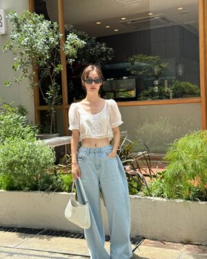 Jarinporn Joonkiat Instagram - 💘🙂🙃