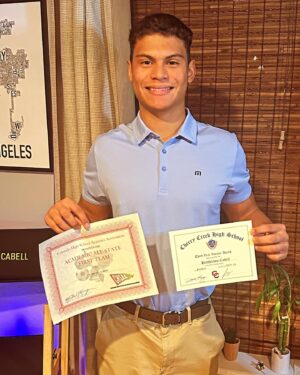 Jason Cabell Instagram - Congrats Hendo on being a 3 year football letterman and 3 year academic first team all state with a 3.6 or higher GPA. I’m proud of you.