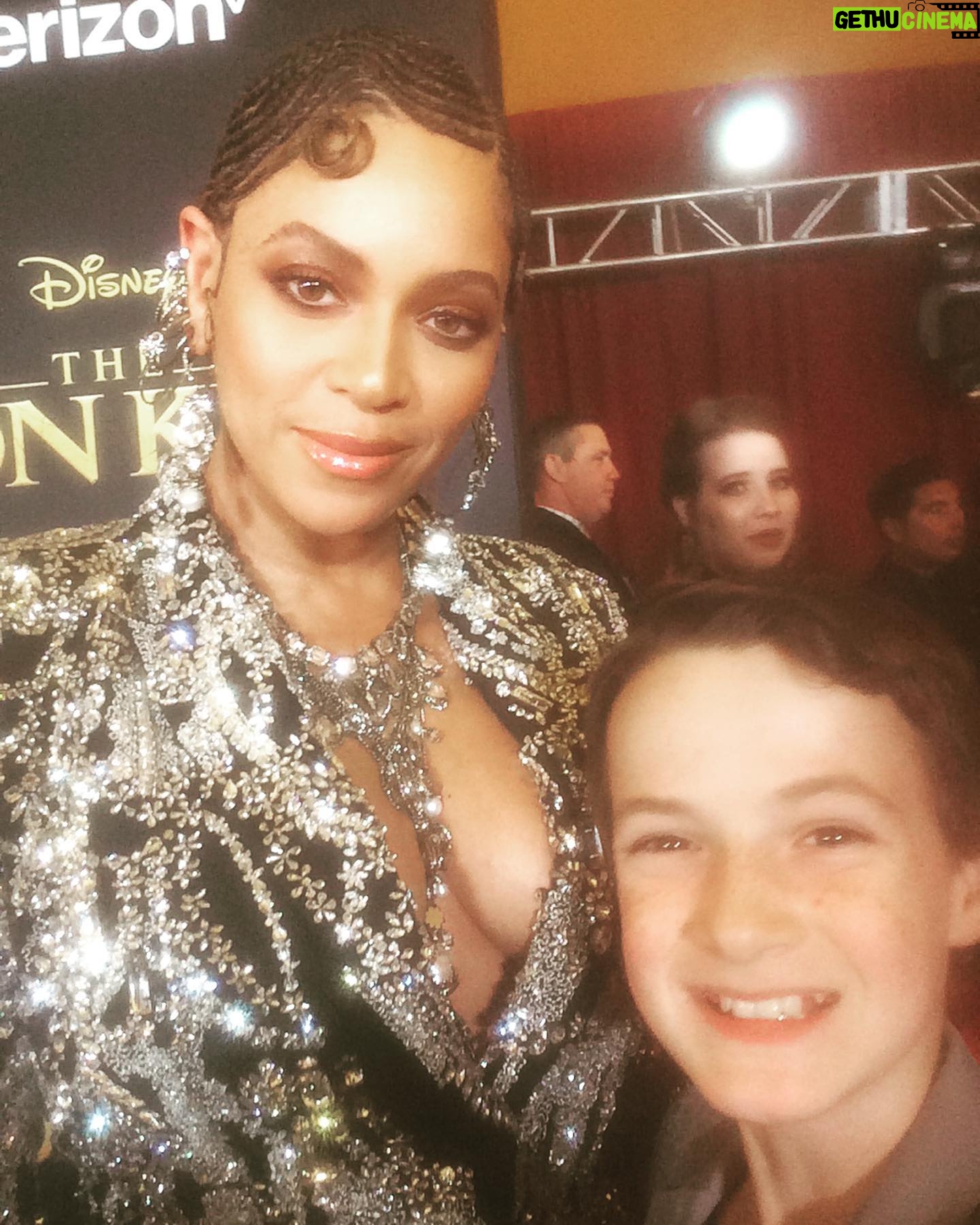 Jason Maybaum - 27.3K Likes - #hakunamatata #LionKing was amazing, btw, @beyonce & @stephencurry30 said they watch #RavensHome 😲