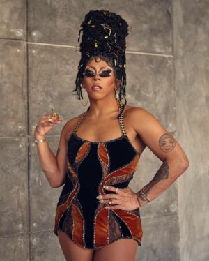 Jax Instagram - Dream blunt rotation: me.

RPDR Reunion era outfit by @anyakneezplz .

Hair: @hair_by_koji_ichikawa .

📸: @fernandopalafox .